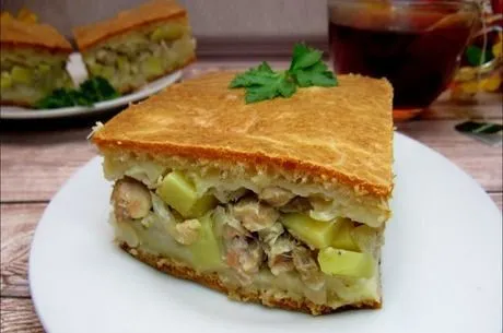 Заливной пирог с картошкой и рыбой