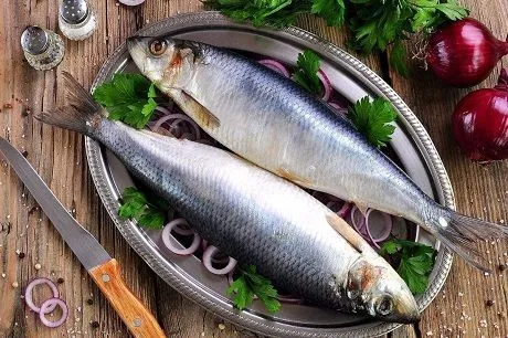 Сухой посол селедочки: проверенный способ